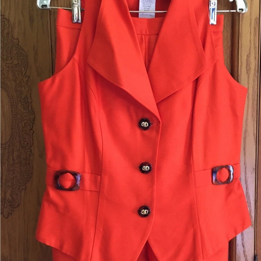 Jessica Howard Bold Orange Blazer Vest Set